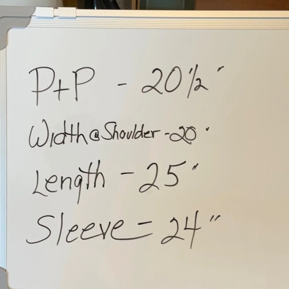 🦋 So Adorable NWOT Drapers and Damon‘s open front jacket w/3D accents 🦋 - Picture 11 of 11